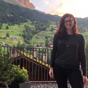 Meet your Posher, Caryn